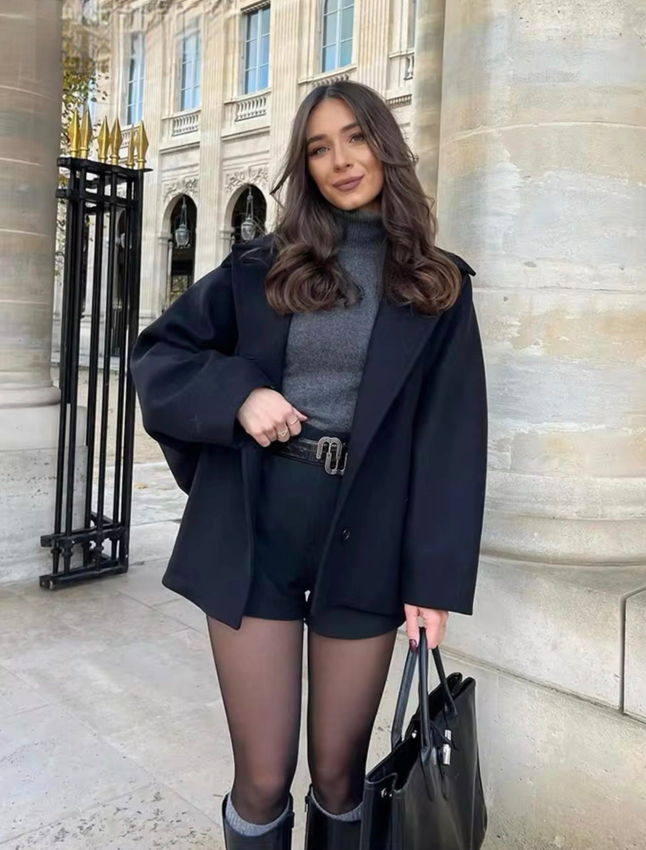 ICON | Beige coat