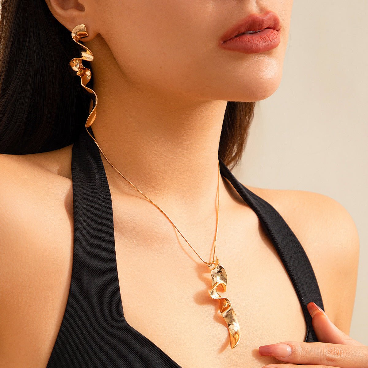 Spiral | Necklace & Earrings Set