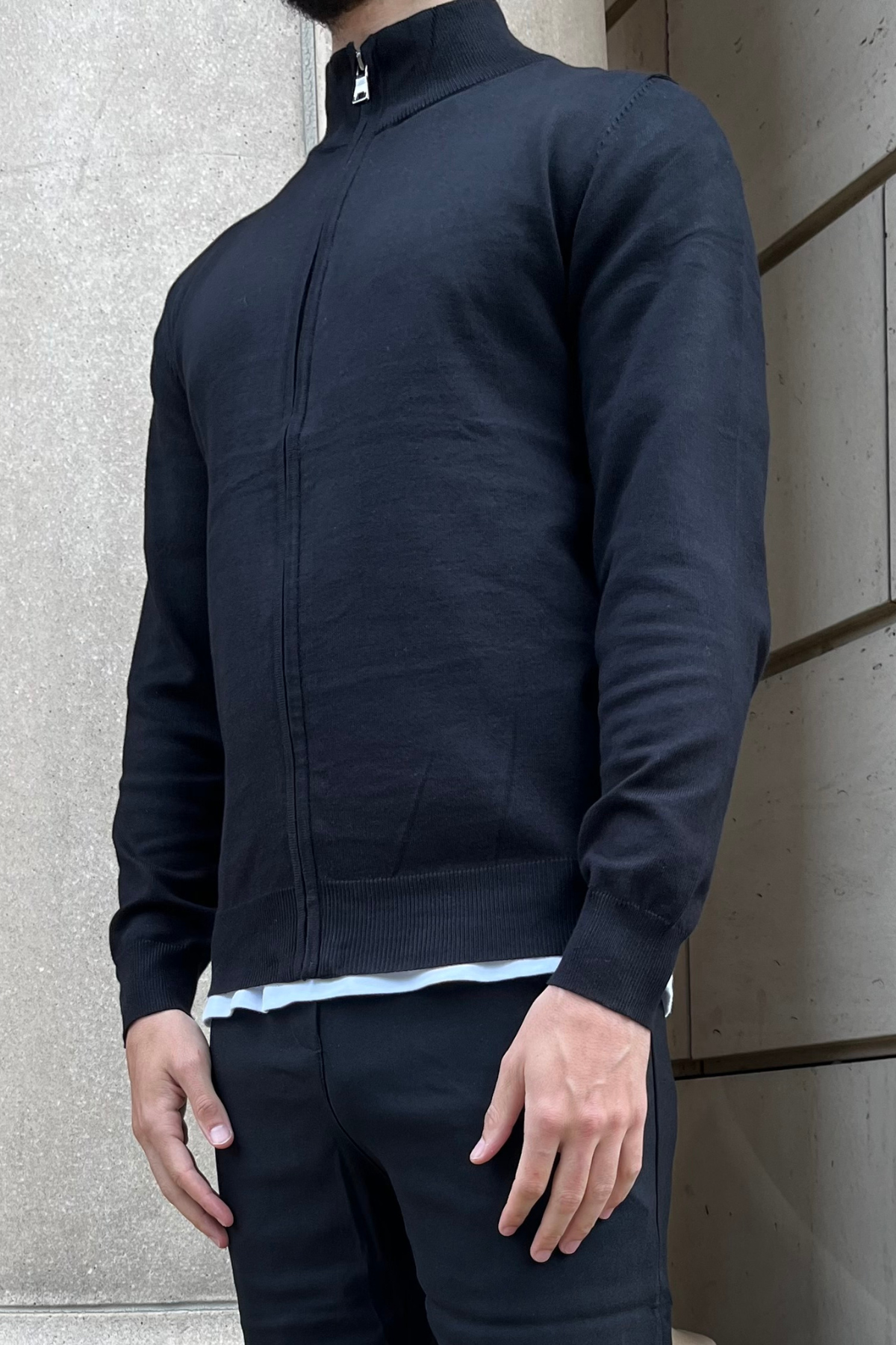 Faro Full Zip Sweater - Black 